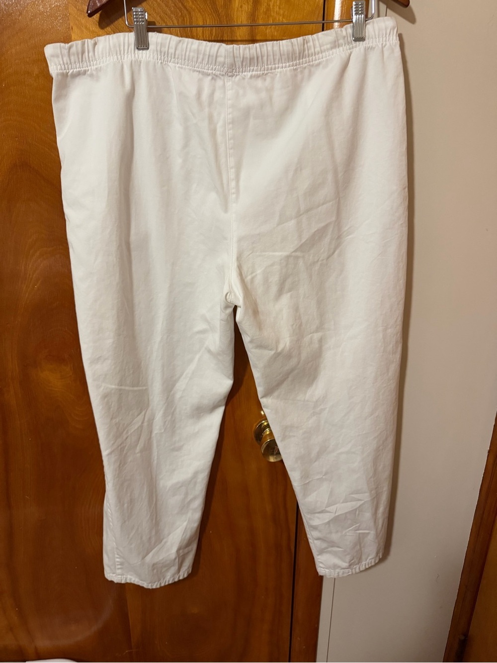 Women's White Drawstring Ankle Pants - Picture 4 of 4